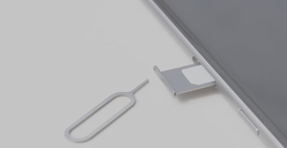 佛坪苹果手机维修分享快速取出iPhone SIM卡槽的方法 